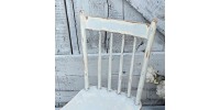 Chaise blanche bleuté vintage en bois